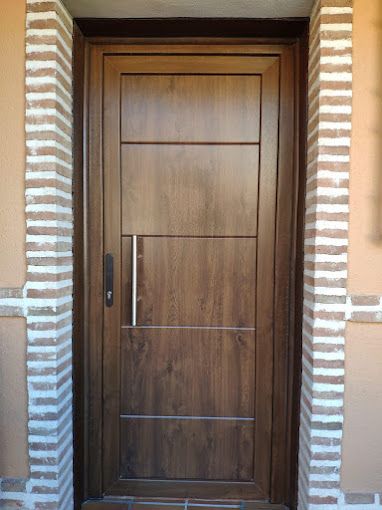 cerrajeria zapardiel puertas imitacion madera 4 - Aluminio y PVC